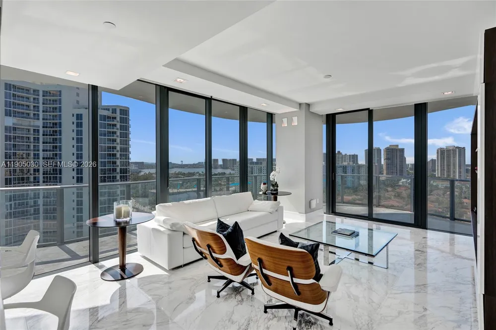 19575 Collins Ave #16 Sunny Isles Beach, FL 33160