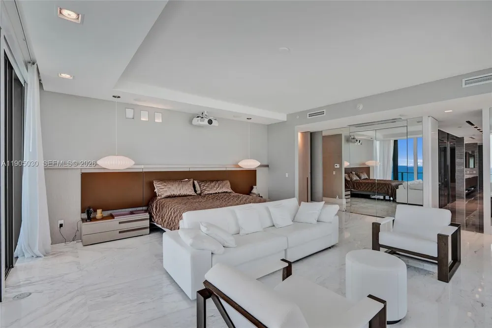 19575 Collins Ave #16 Sunny Isles Beach, FL 33160