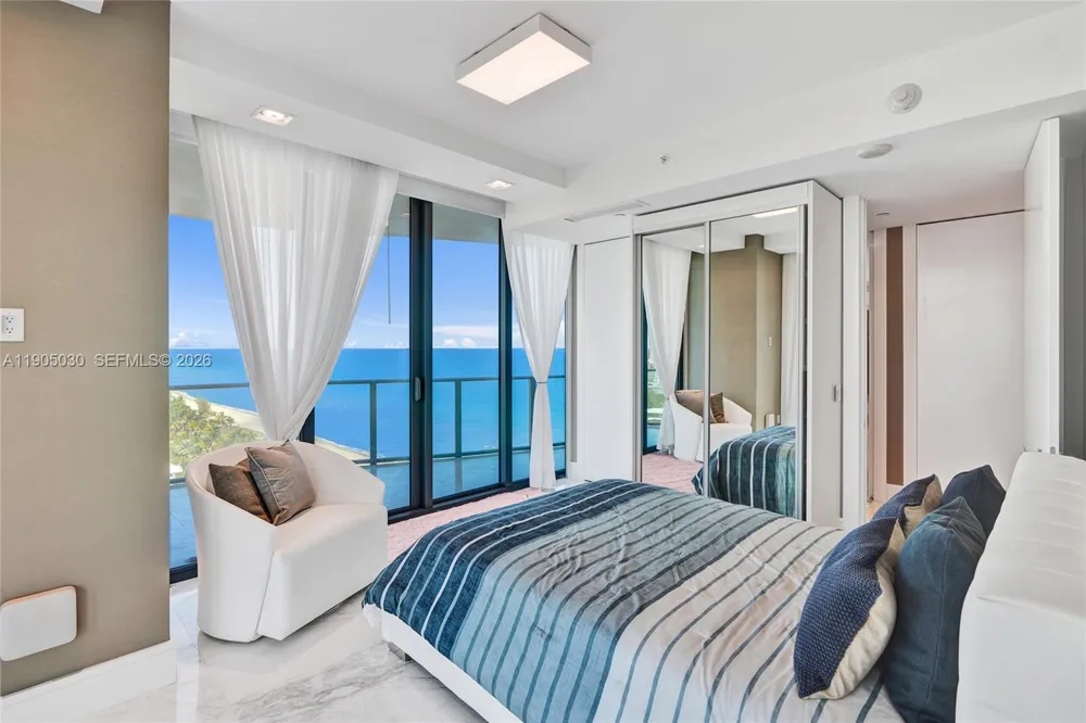 19575 Collins Ave #16 Sunny Isles Beach, FL 33160