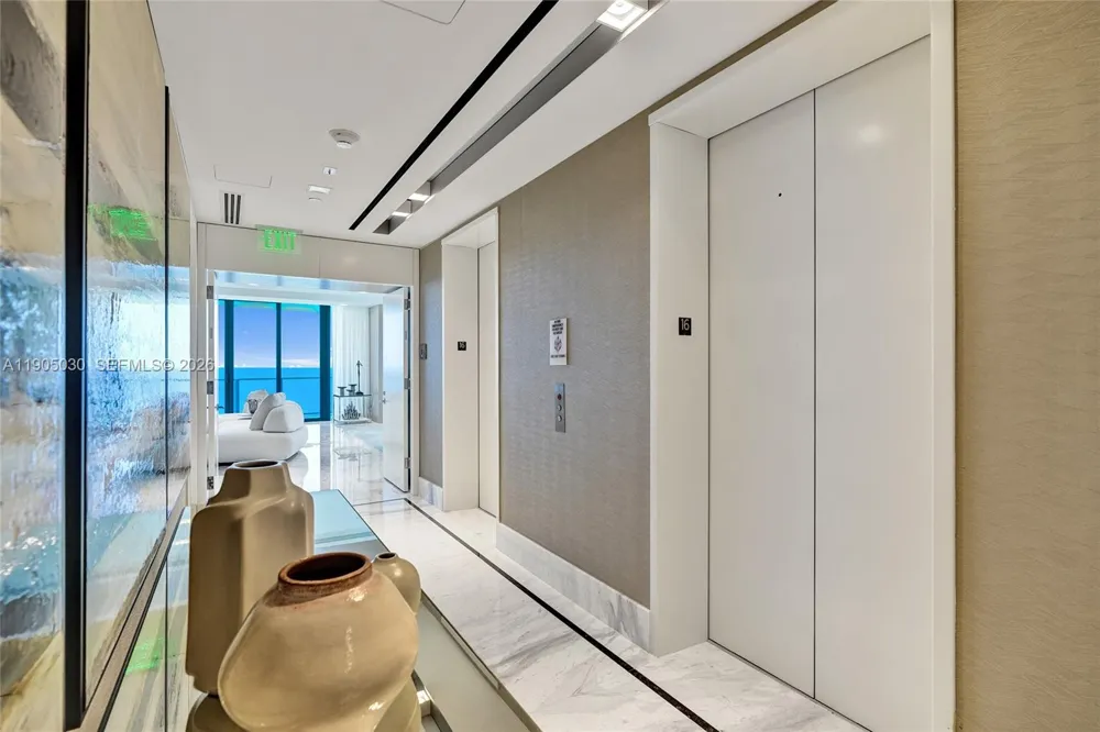 19575 Collins Ave #16 Sunny Isles Beach, FL 33160