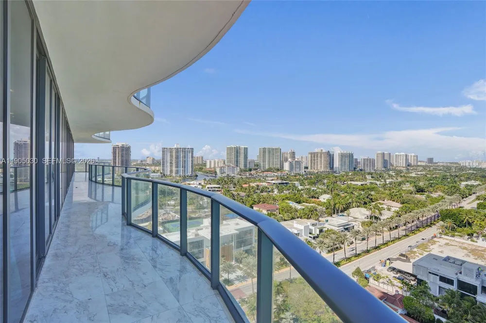 19575 Collins Ave #16 Sunny Isles Beach, FL 33160
