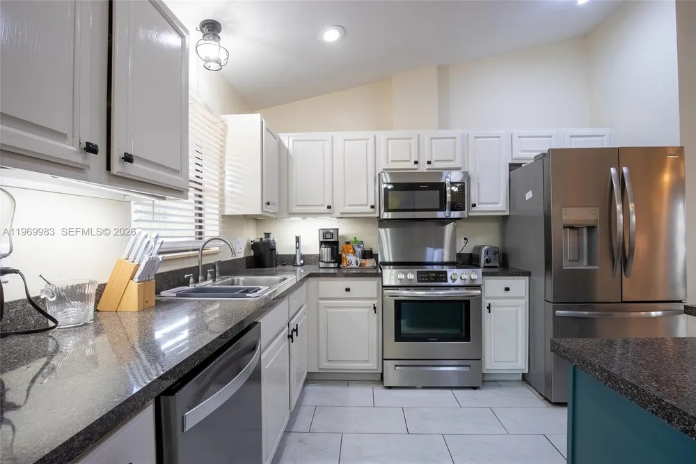 36 Quail Roost Rd Lake Placid, FL 33852