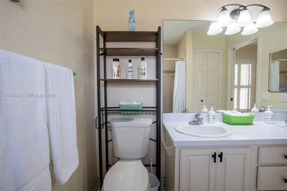 36 Quail Roost Rd Lake Placid, FL 33852