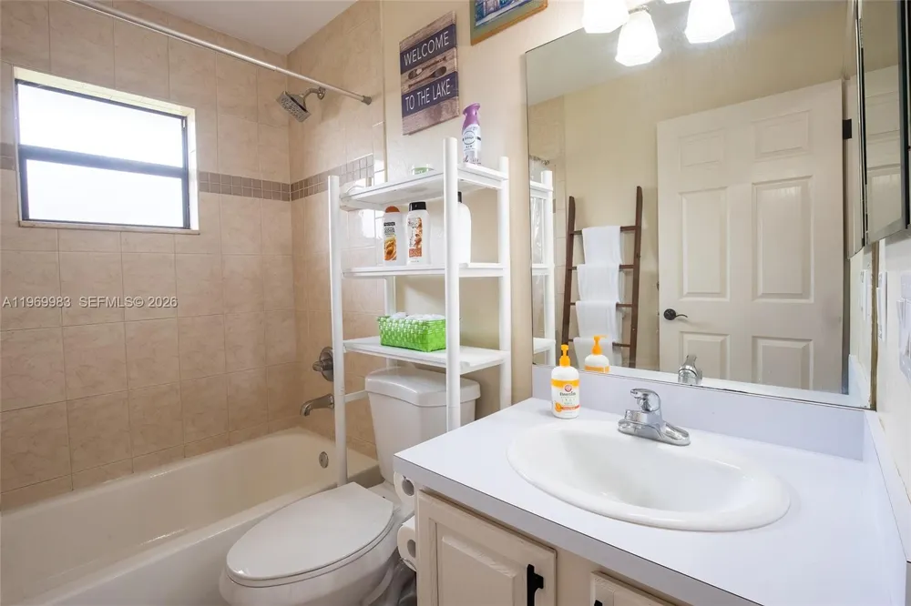 36 Quail Roost Rd Lake Placid, FL 33852