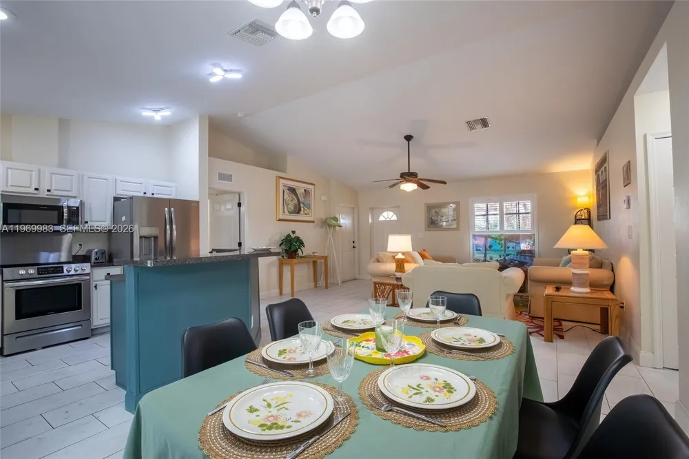 36 Quail Roost Rd Lake Placid, FL 33852