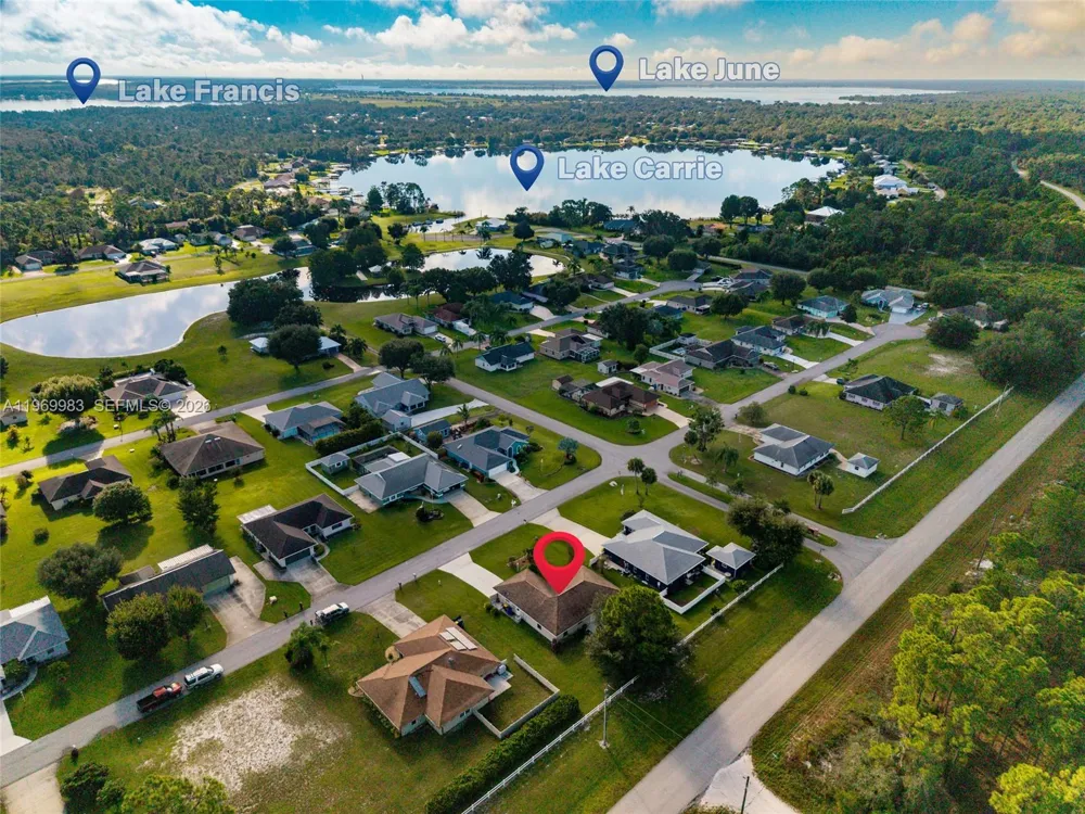 36 Quail Roost Rd Lake Placid, FL 33852