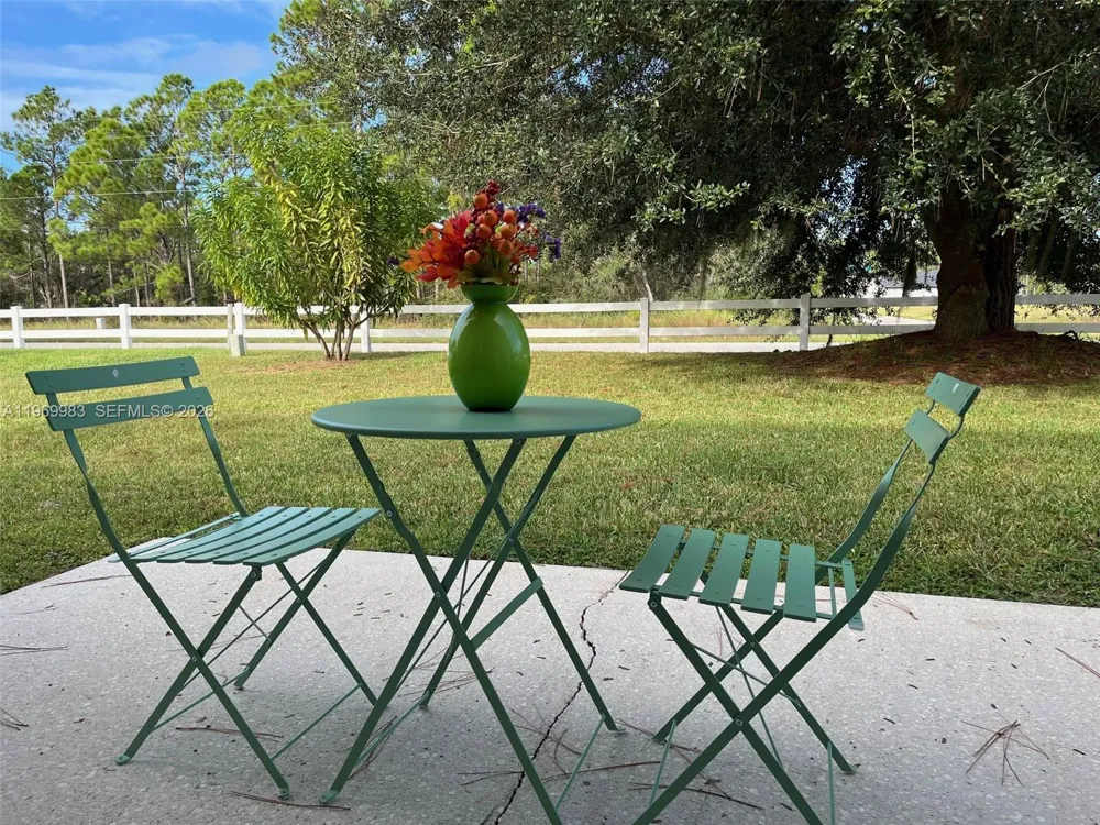 36 Quail Roost Rd Lake Placid, FL 33852
