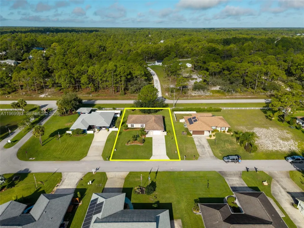 36 Quail Roost Rd Lake Placid, FL 33852