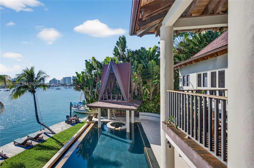 14 W San Marino Dr Miami Beach, FL 33139