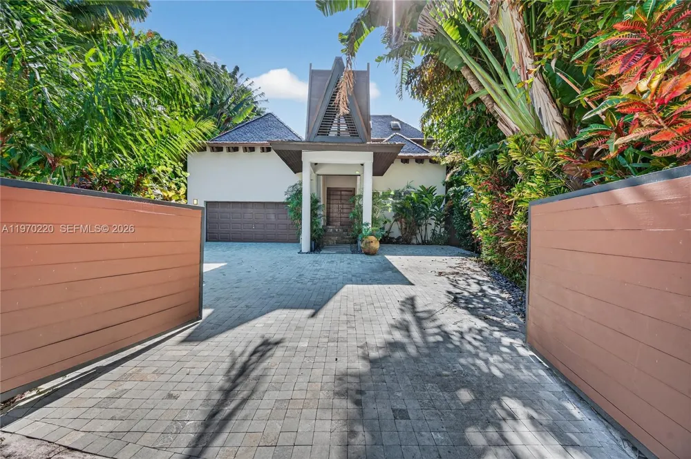 14 W San Marino Dr Miami Beach, FL 33139