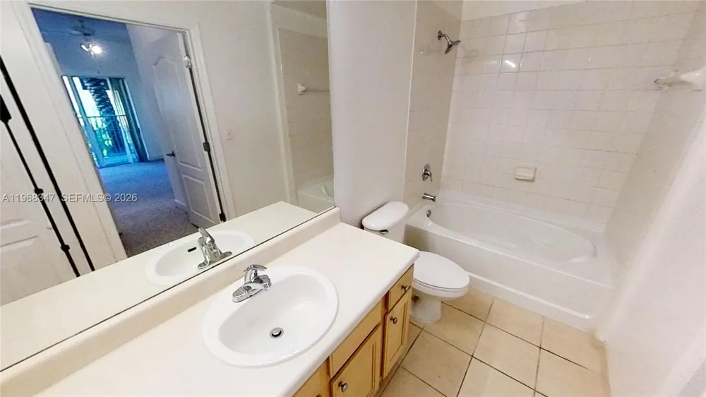 6001 SW 70th St #217 South Miami, FL 33143