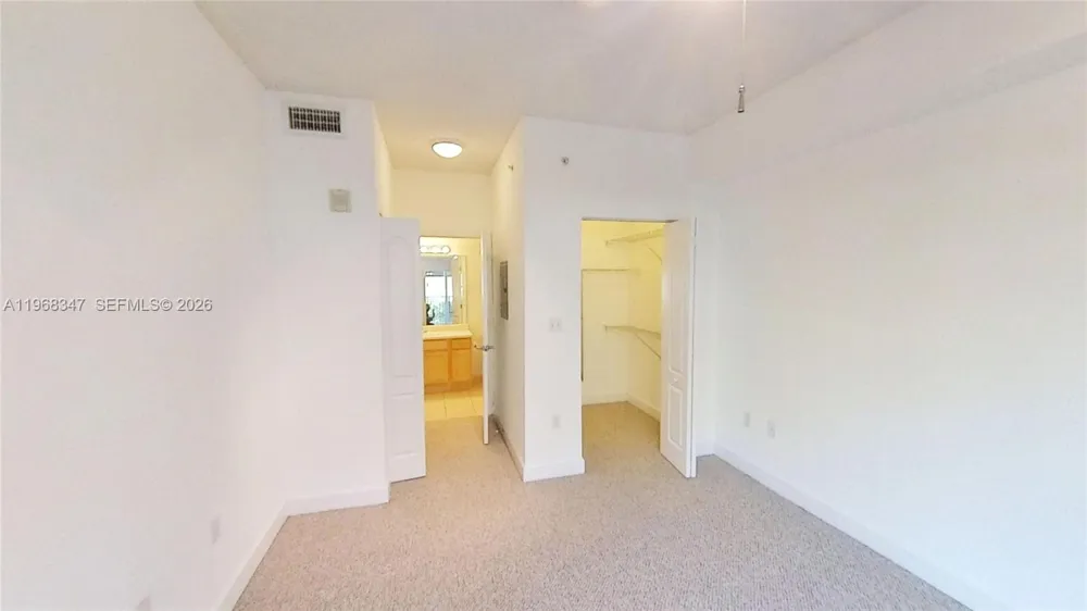 6001 SW 70th St #217 South Miami, FL 33143