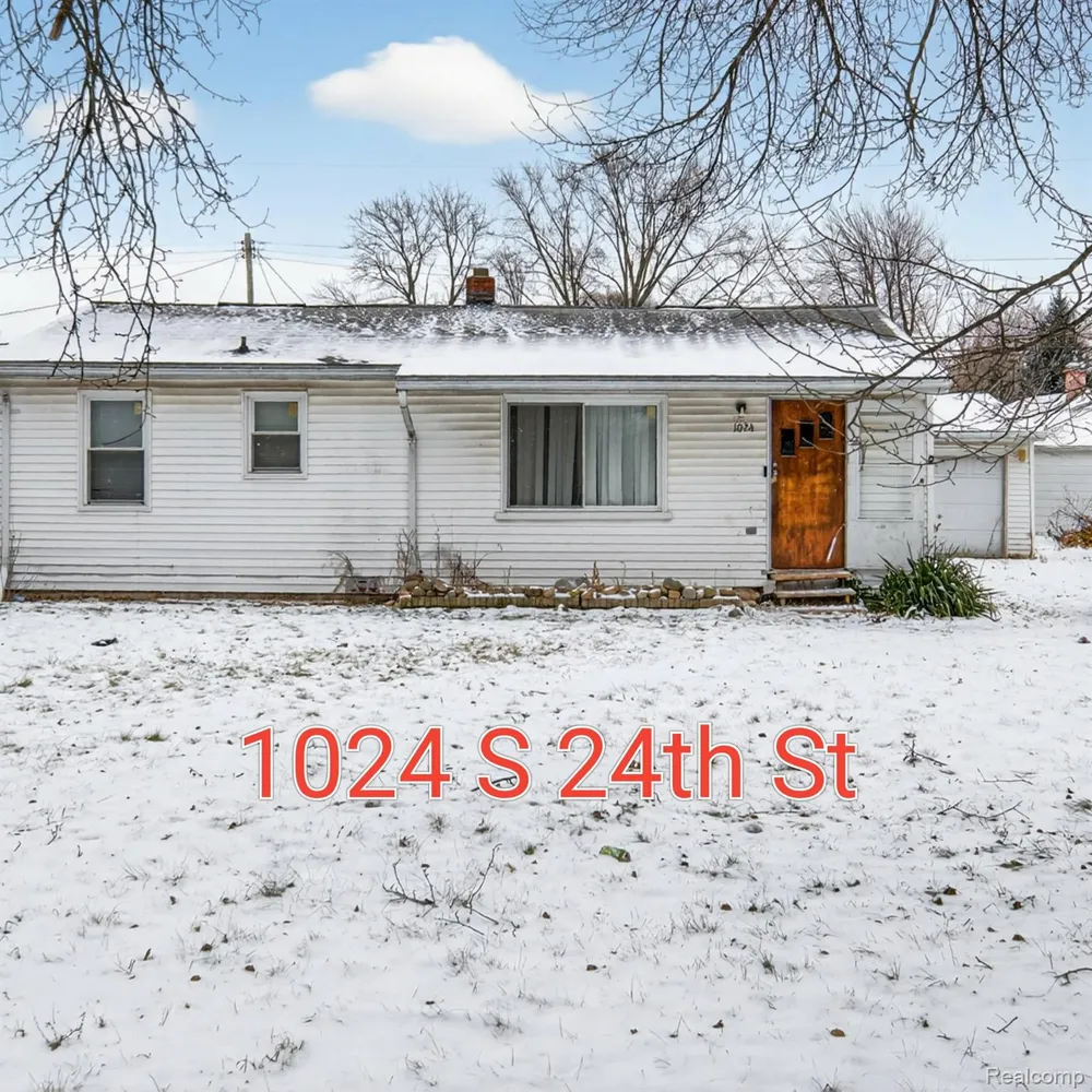 1024 S 24th Street Buena Vista Charter Township, MI 48601