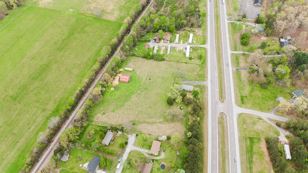 14861 Rhea County Highway Evensville, TN 37332