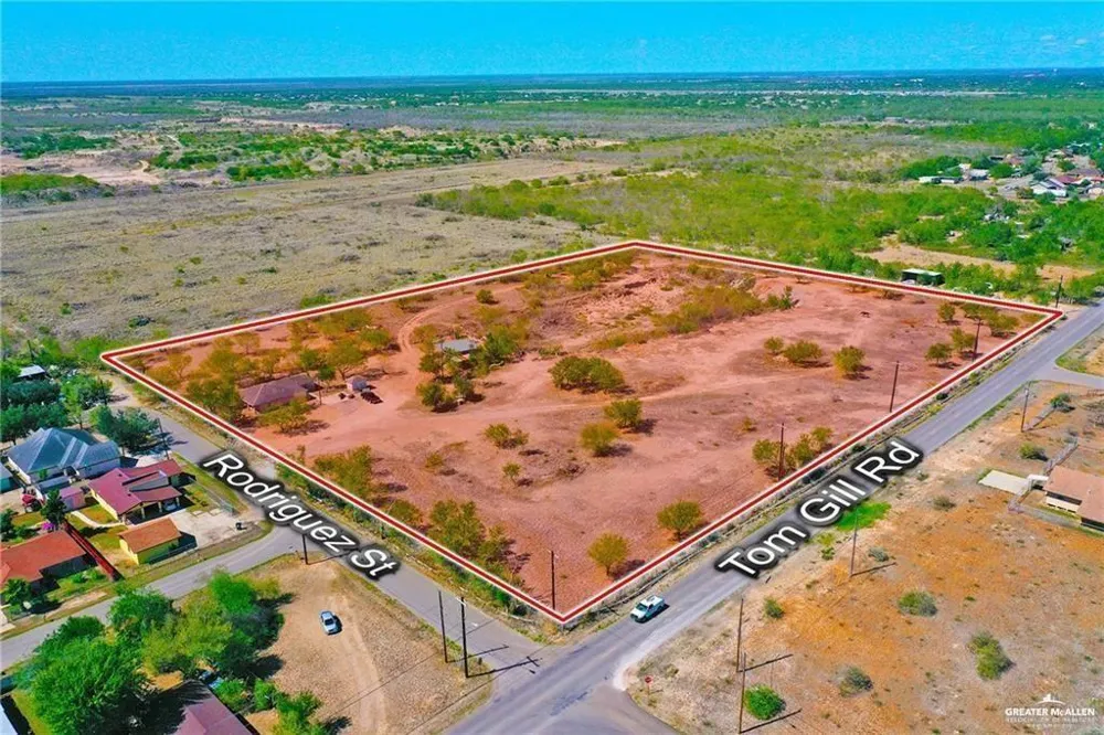 5201 Tom Gill Road Penitas, TX 78576