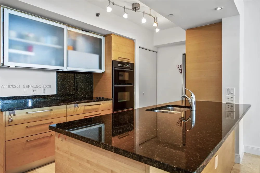 1830 S Ocean Dr #4204 Hallandale Beach, FL 33009