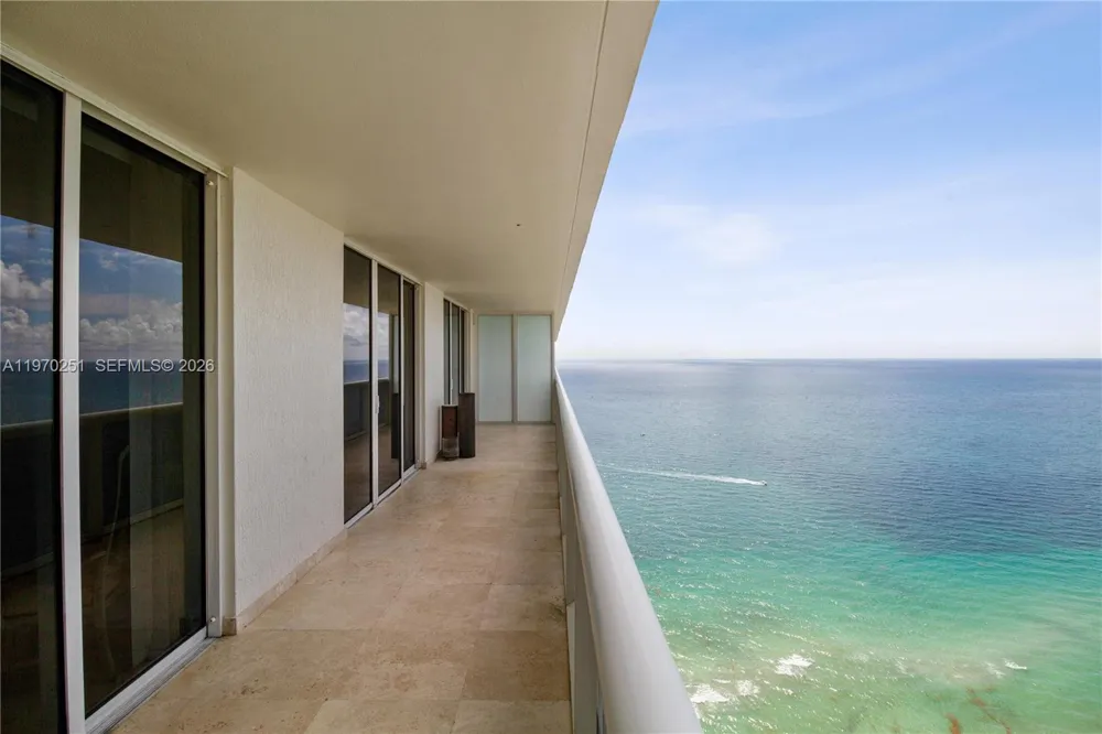1830 S Ocean Dr #4204 Hallandale Beach, FL 33009