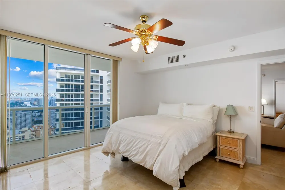 1830 S Ocean Dr #4204 Hallandale Beach, FL 33009