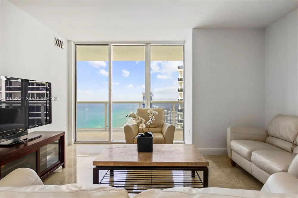1830 S Ocean Dr #4204 Hallandale Beach, FL 33009