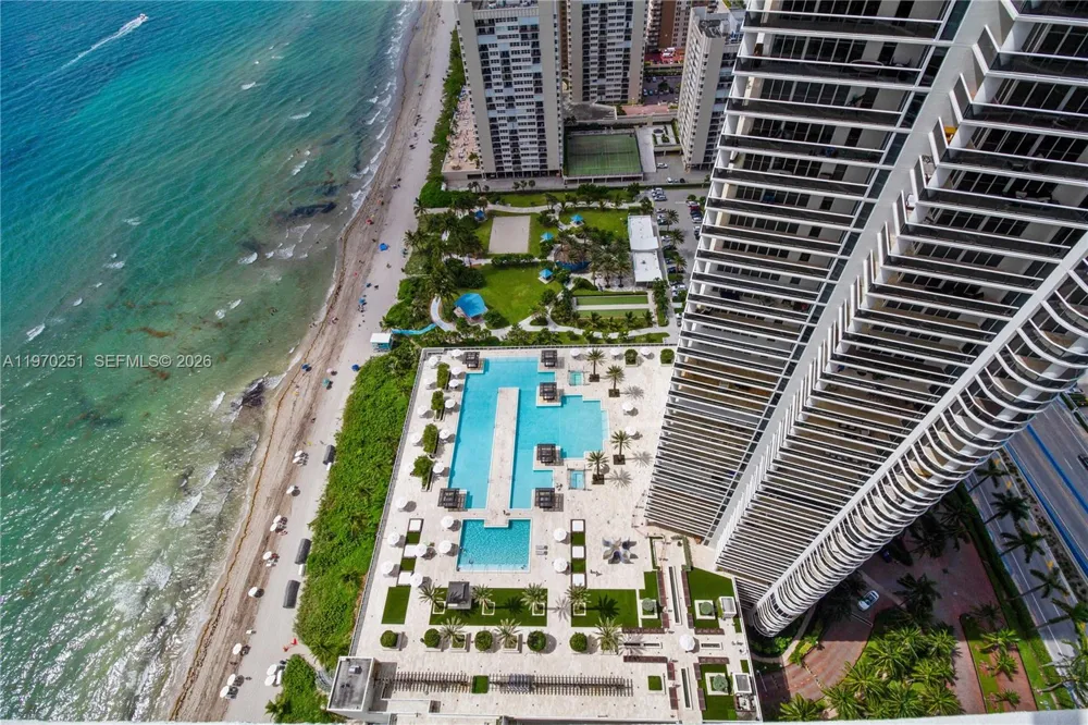 1830 S Ocean Dr #4204 Hallandale Beach, FL 33009