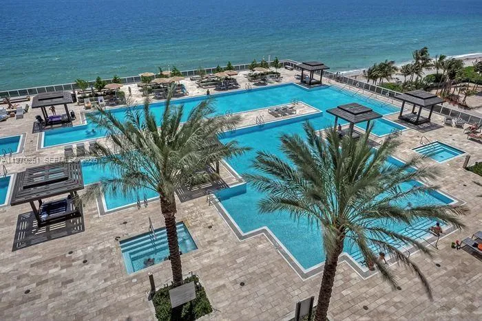 1830 S Ocean Dr #4204 Hallandale Beach, FL 33009