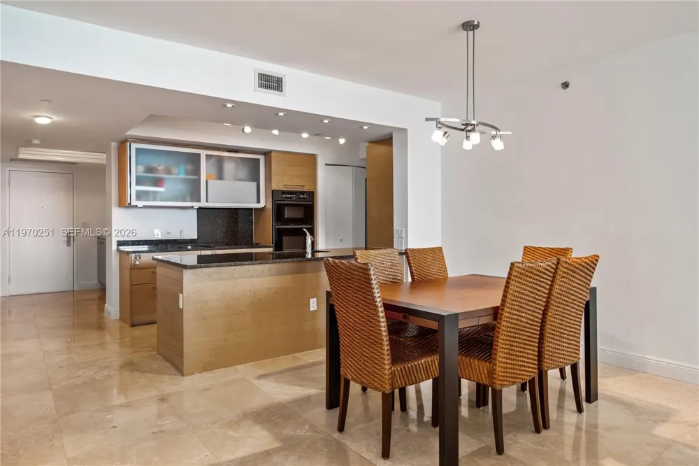 1830 S Ocean Dr #4204 Hallandale Beach, FL 33009