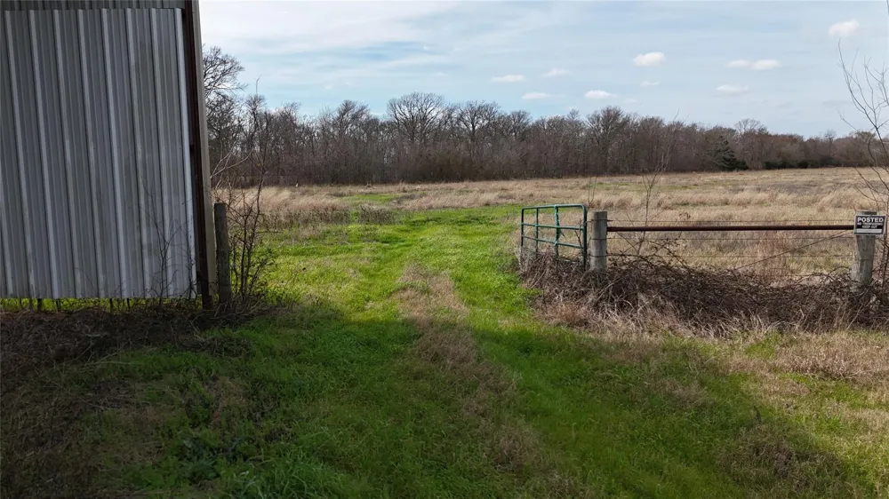 9300 County Road 420 Navasota, TX 77868