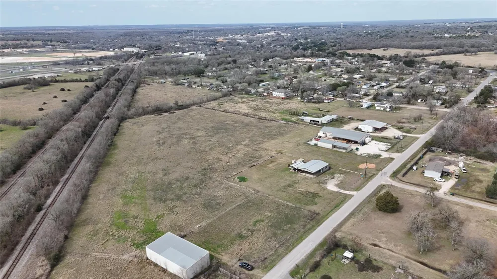 9300 County Road 420 Navasota, TX 77868