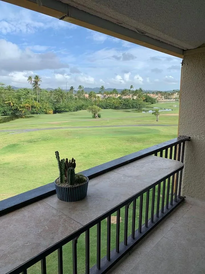 166 BEACH VILLAGE Humacao, PR 00791