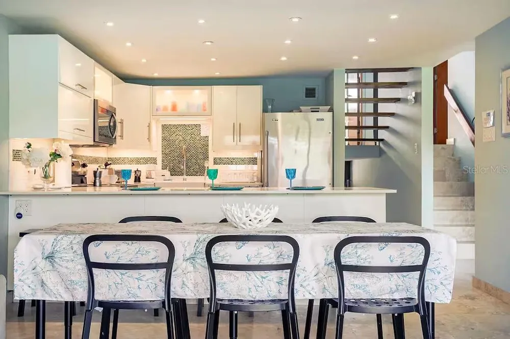 166 BEACH VILLAGE Humacao, PR 00791
