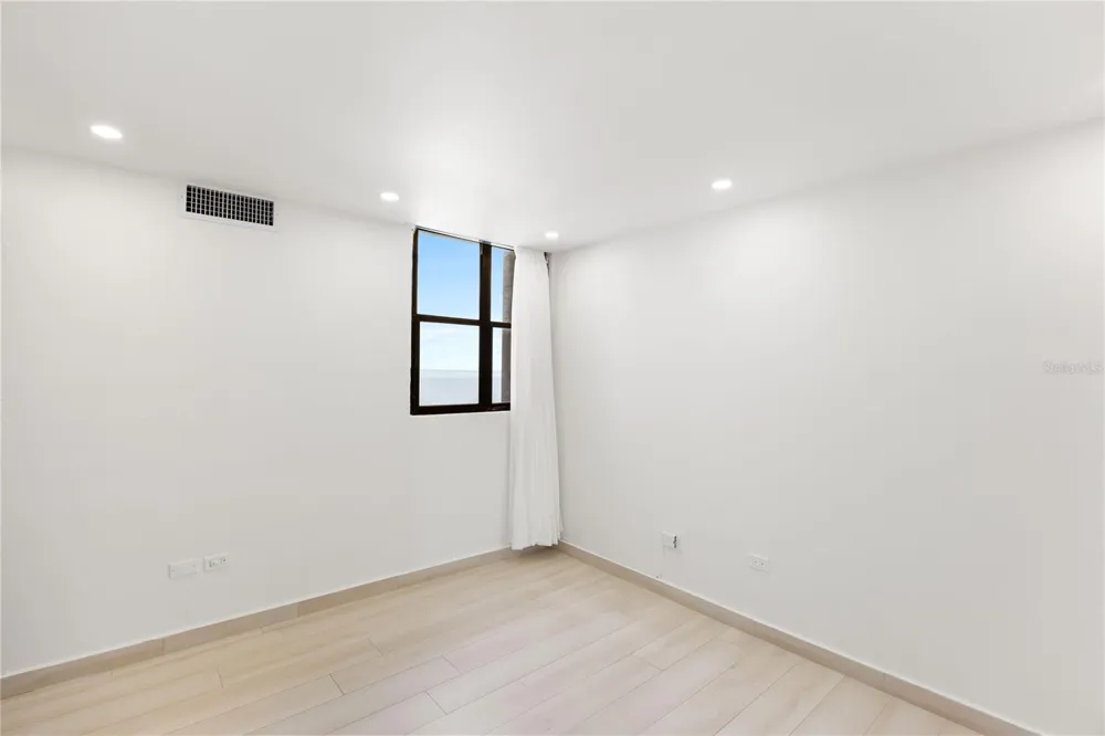 2306 CALLE LAUREL #11-E San Juan, PR 00913