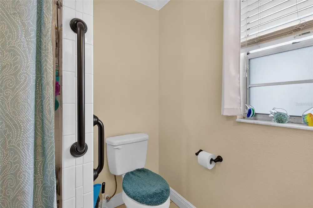 148 LAKE REEDY BOULEVARD Frostproof, FL 33843