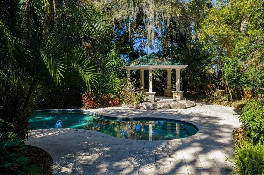 3515 GALLAGHER ROAD Dover, FL 33527
