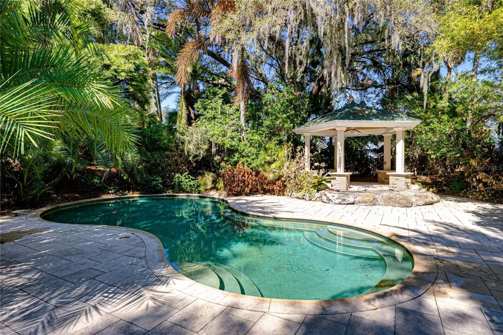 3515 GALLAGHER ROAD Dover, FL 33527