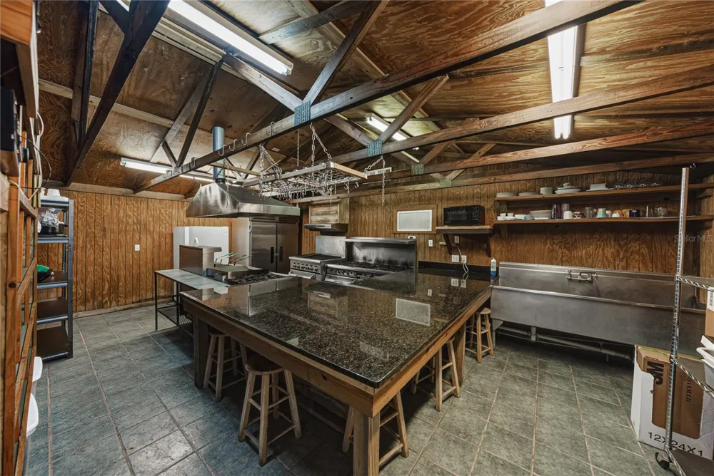 3515 GALLAGHER ROAD Dover, FL 33527