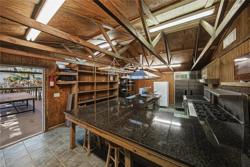 3515 GALLAGHER ROAD Dover, FL 33527