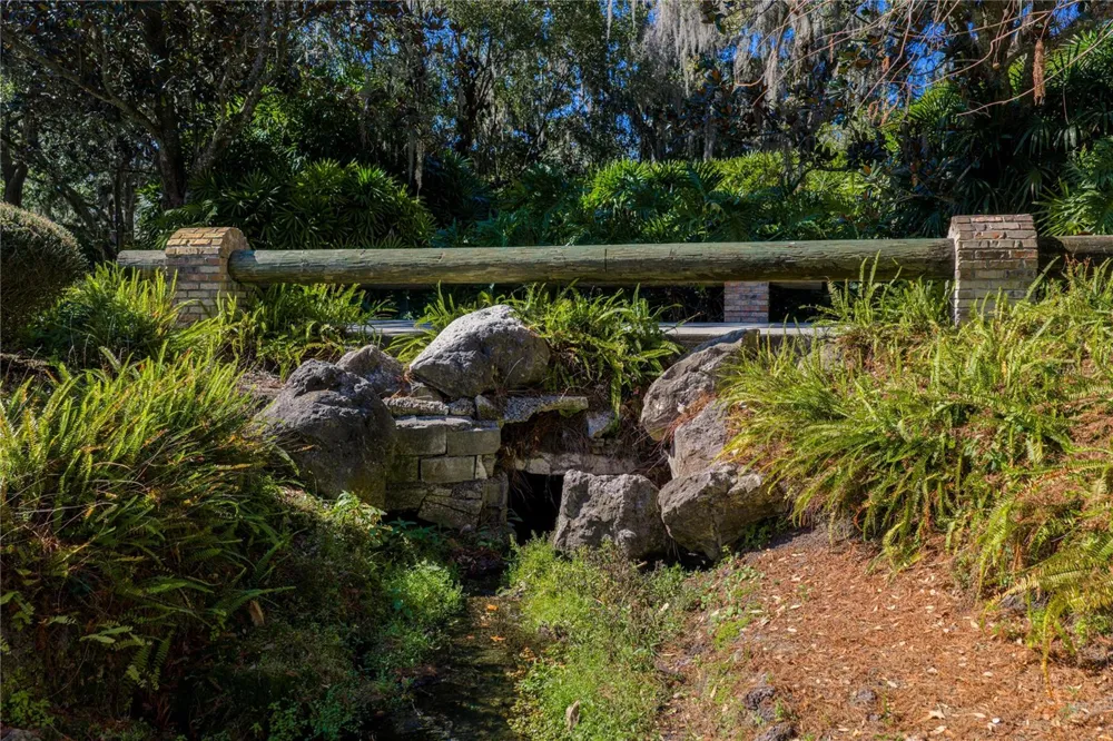 3515 GALLAGHER ROAD Dover, FL 33527