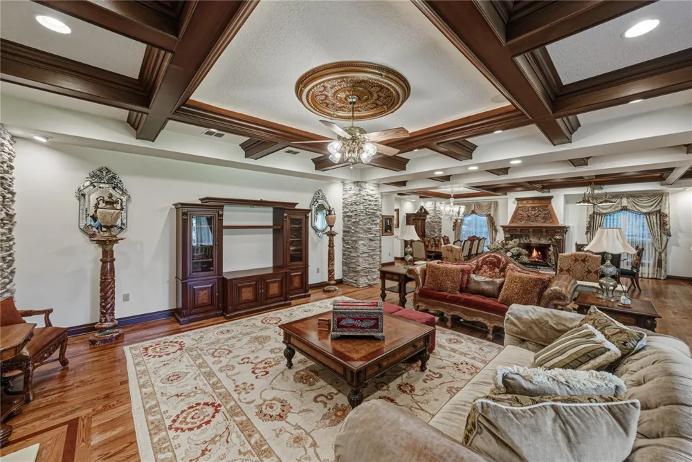 3515 GALLAGHER ROAD Dover, FL 33527