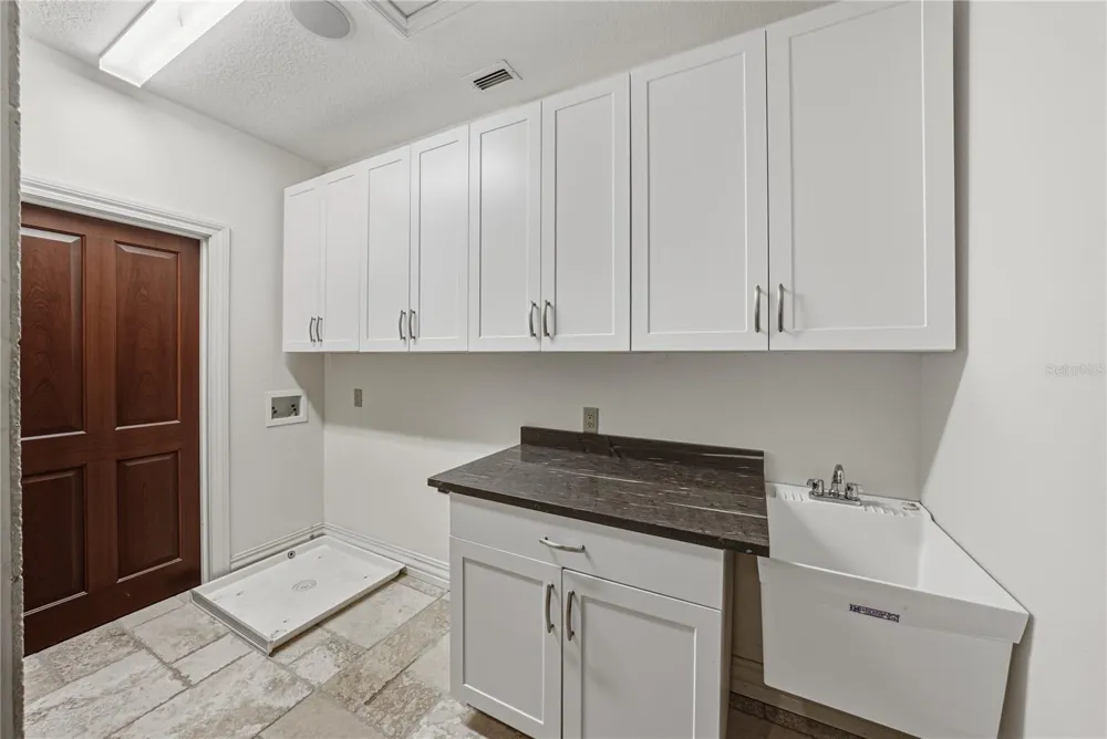 3515 GALLAGHER ROAD Dover, FL 33527