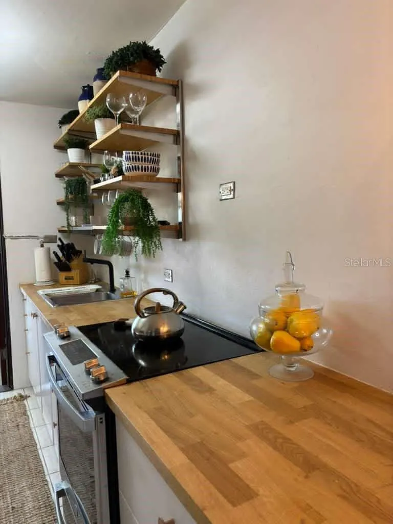 PH 1-A ARROYO BEACH RESORT #PH1-A Arroyo, PR 00714