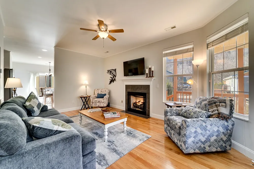 Hornet Dr. Whittier, NC 28789