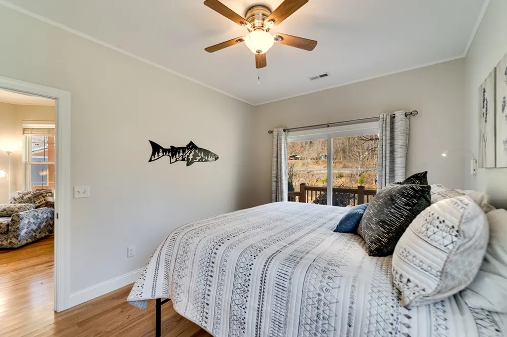 Hornet Dr. Whittier, NC 28789