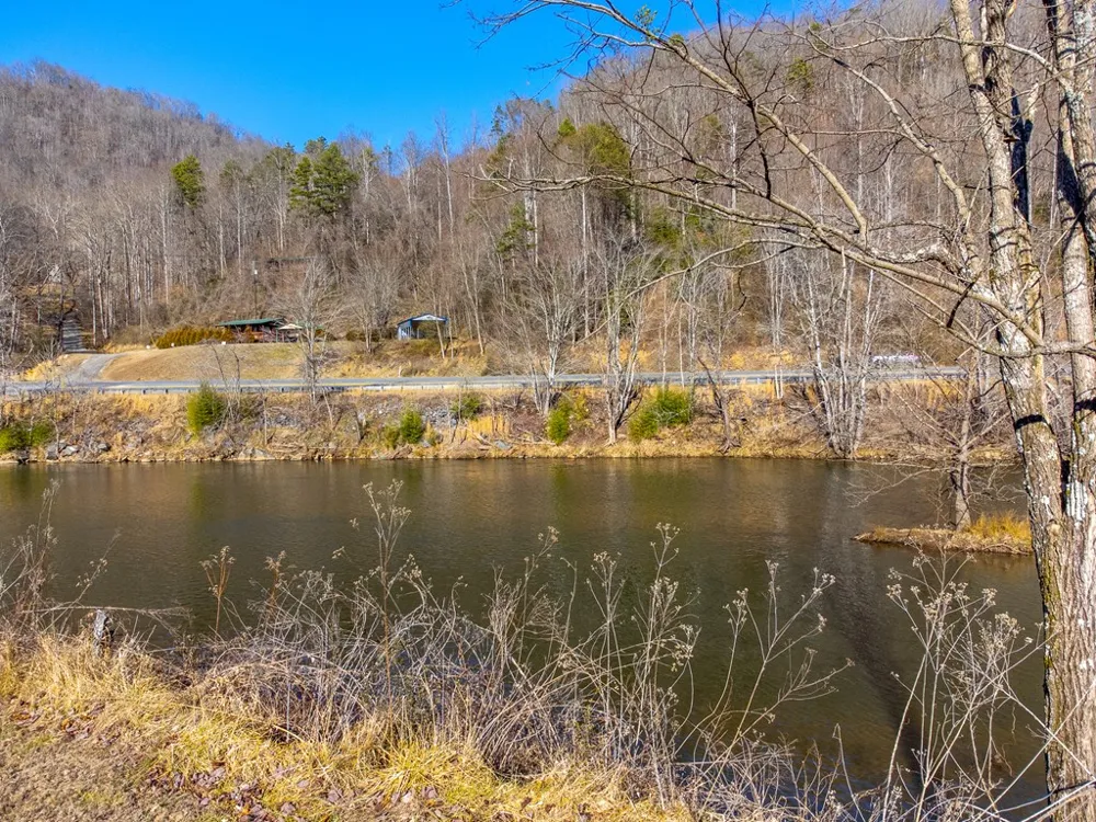Hornet Dr. Whittier, NC 28789