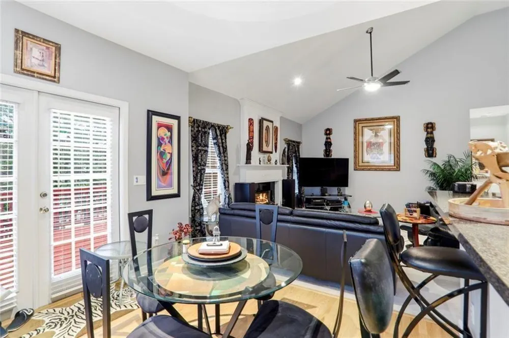 632 Grande View Stone Mountain, GA 30087