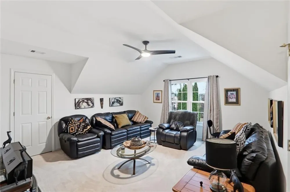 632 Grande View Stone Mountain, GA 30087