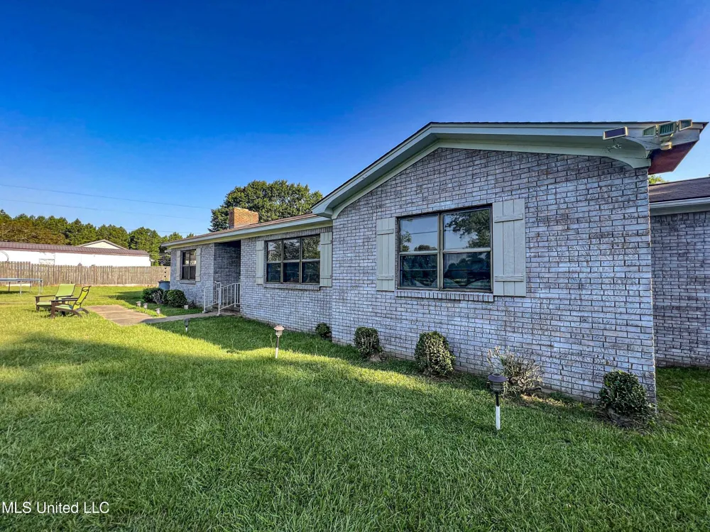 14912 Ms 35 Batesville, MS 38606