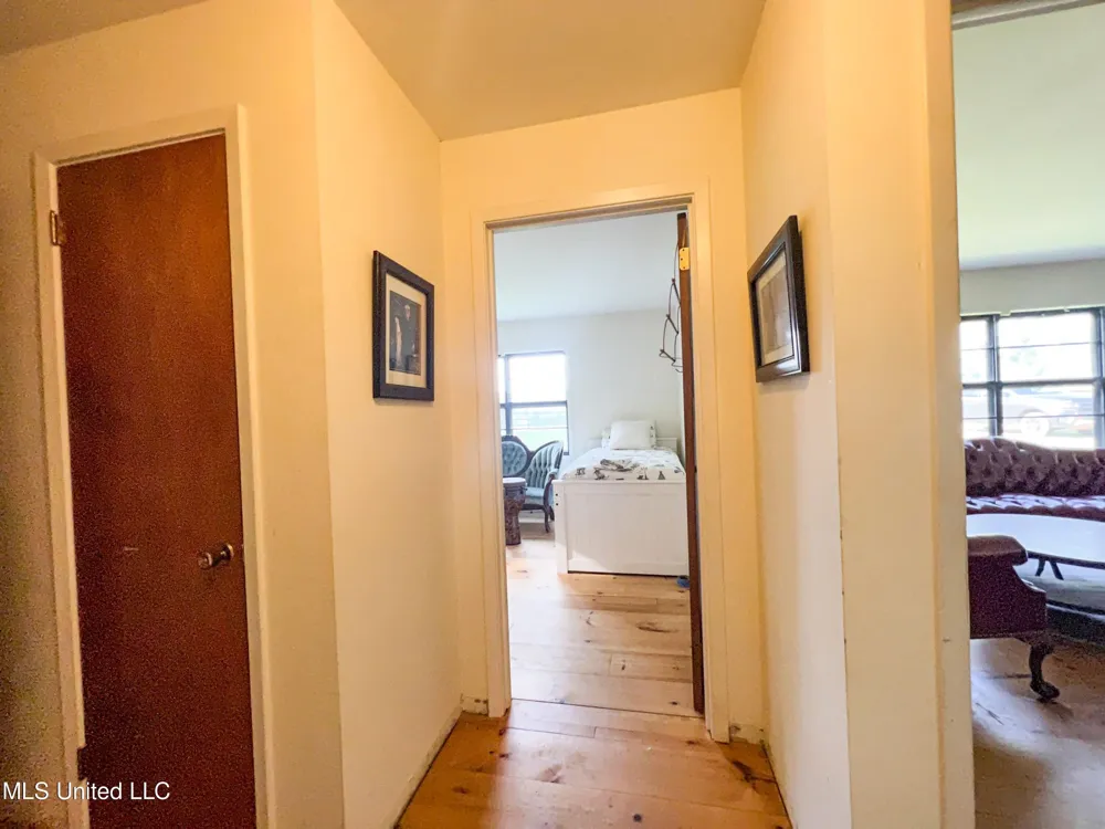 14912 Ms 35 Batesville, MS 38606