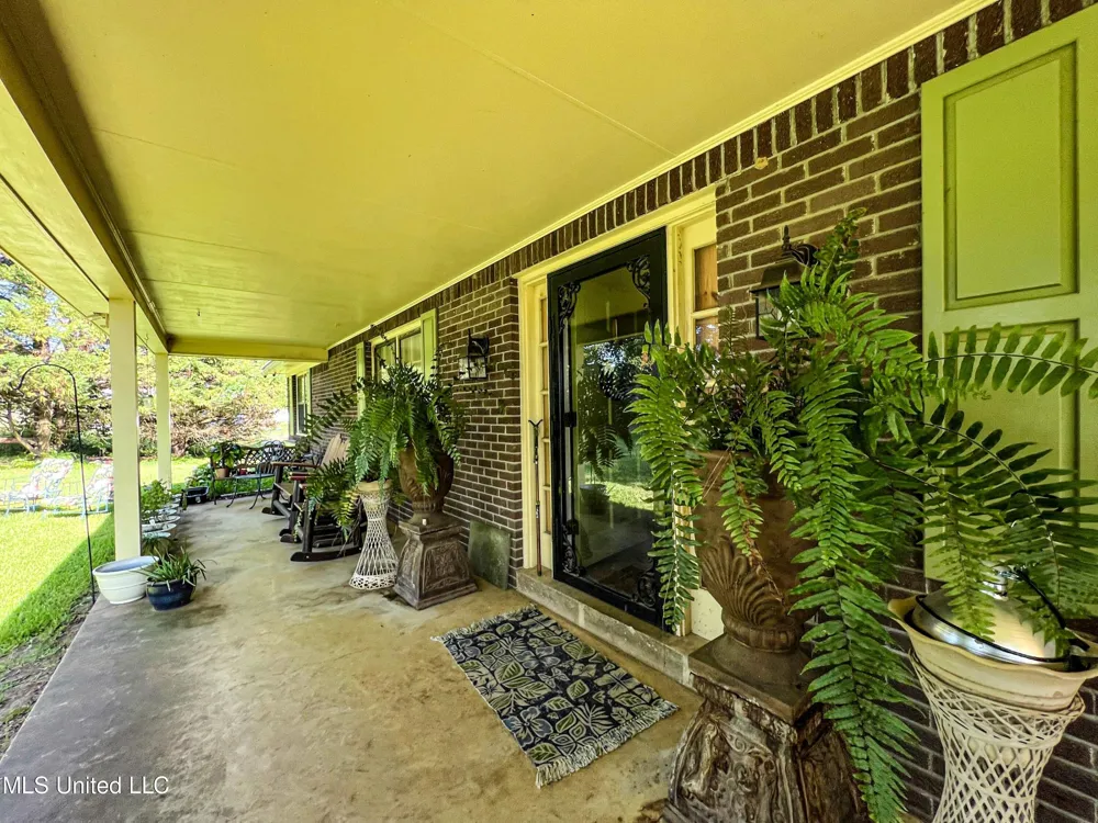 14912 Ms 35 Batesville, MS 38606