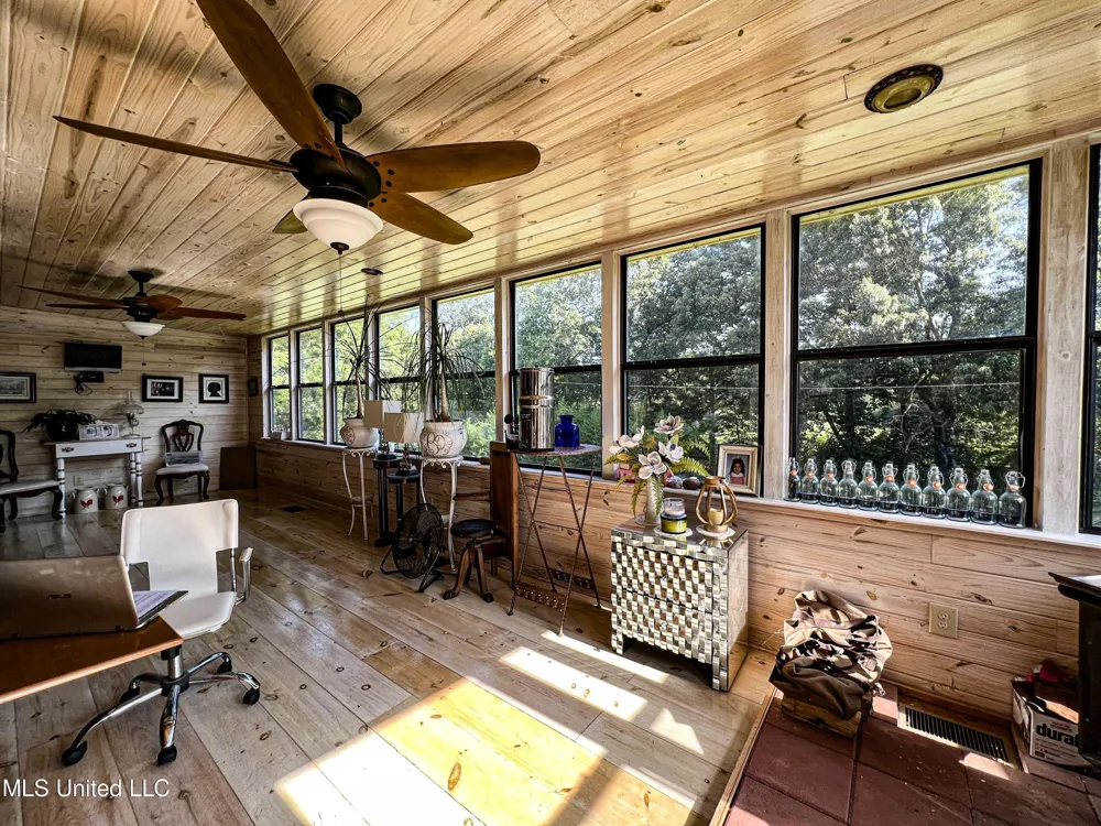 14912 Ms 35 Batesville, MS 38606