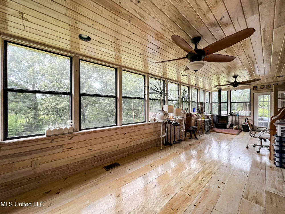 14912 Ms 35 Batesville, MS 38606